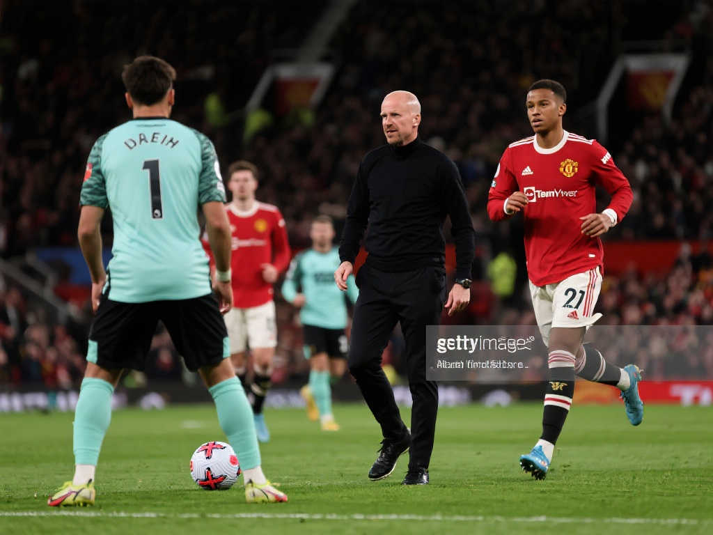 【英超】霍伊伦救主，曼联客场多一人仍1比1憾平伯恩茅斯